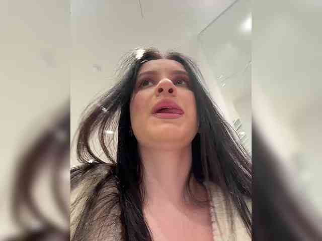 Изображение секс-шоу модели EvaRoughe