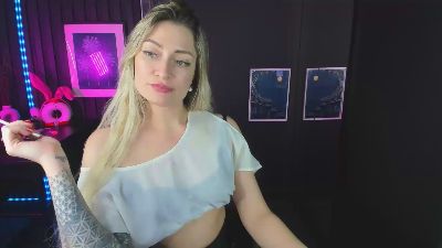 Изображение секс-шоу модели AugustineMagnet