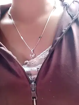 Ama-ra's sex show image