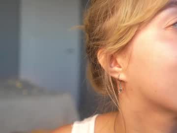 aluntick's sex show image