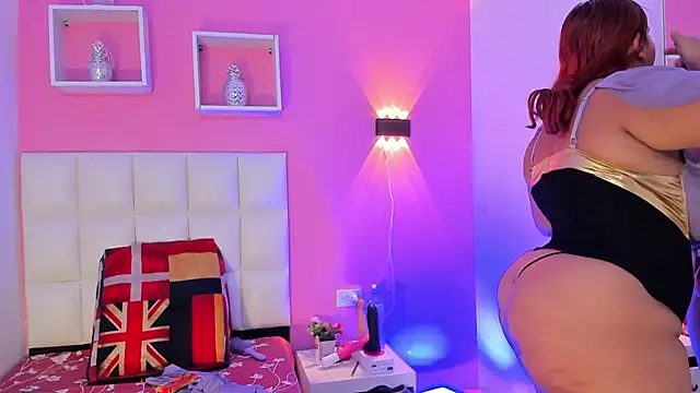 Alanna_hot3's sex show image