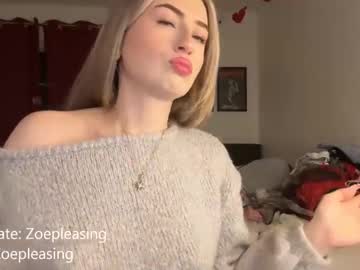 zoepleasing's sex show image