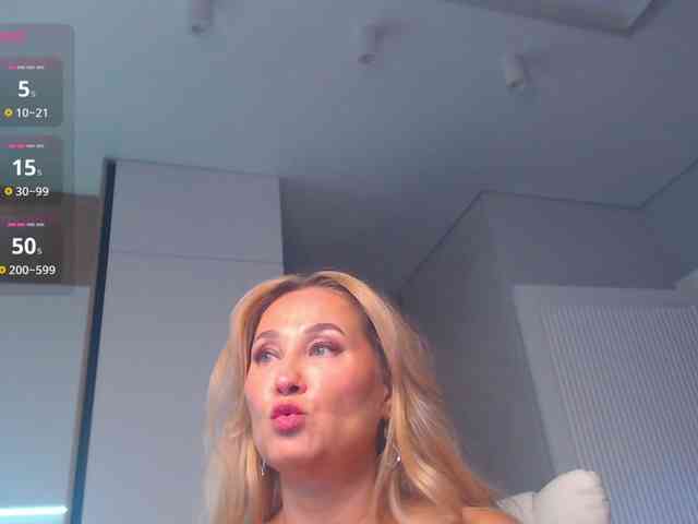 hold-me-tight's sex show image