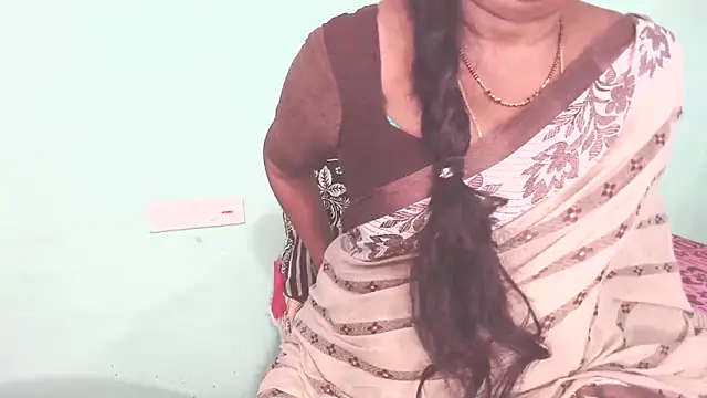 shrutitelugu69's sex show image