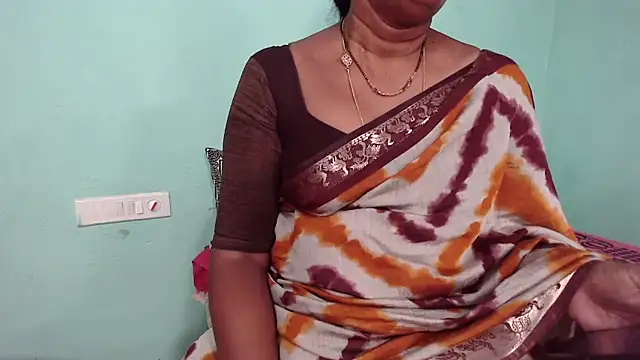 shrutitelugu69's sex show image