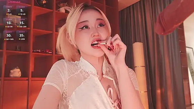 hyun_chia's sex show image