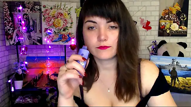 Изображение секс-шоу модели Darina_M_ Изображение секс-шоу модели Darina_M_