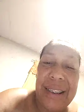 Naomi-Mature's sex show image