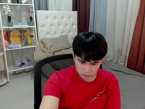 davincihugecock's sex show image