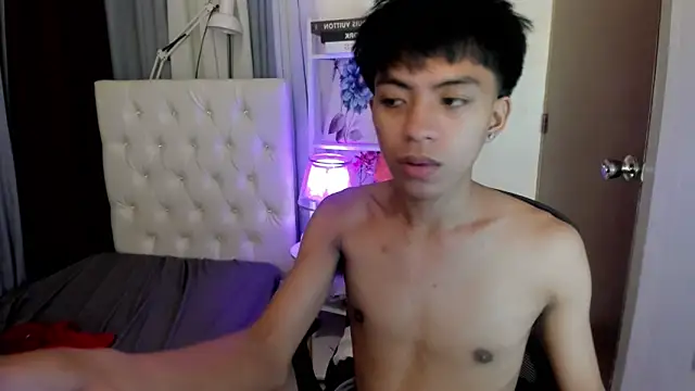 davincihugecock's sex show image