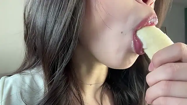 Изображение секс-шоу модели yourlittlesunrise_