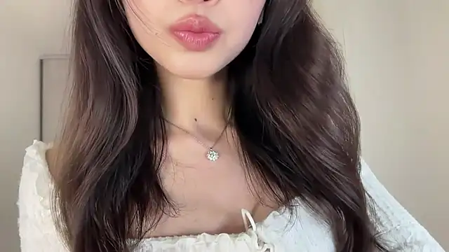 yourlittlesunrise_'s sex show image yourlittlesunrise_'s sex show image