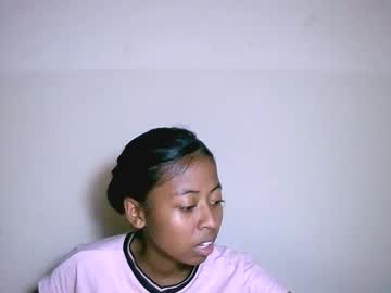 Изображение секс-шоу модели joliekah27