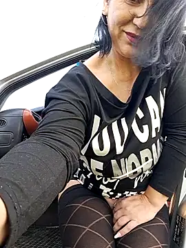 charrlote_love's sex show image