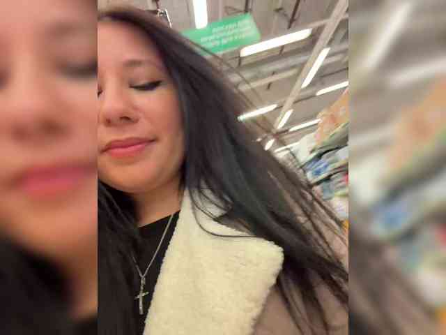 -Dirty-Bitch's sex show image