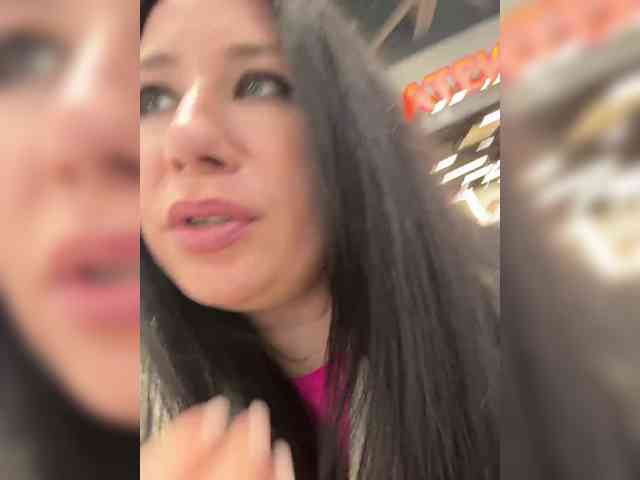 -Dirty-Bitch's sex show image