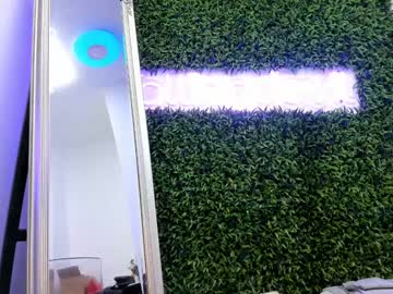 Изображение секс-шоу модели hotfallingdevil
