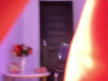 hotfallingdevil's sex show image