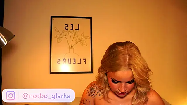 Изображение секс-шоу модели BBoglarka Изображение секс-шоу модели BBoglarka