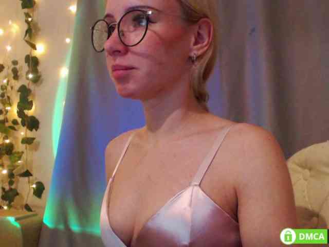 Изображение секс-шоу модели LavinellsX