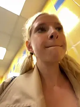 michelle_lovique's sex show image