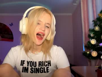 bebravee's sex show image