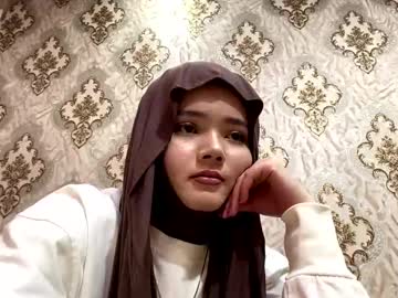 Изображение секс-шоу модели keeleylandrie