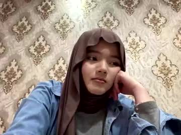 Изображение секс-шоу модели keeleylandrie