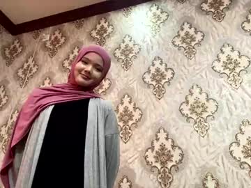 Изображение секс-шоу модели keeleylandrie