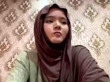 Изображение секс-шоу модели keeleylandrie