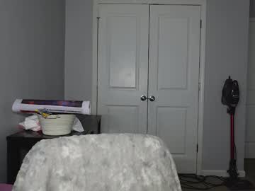 prettygirll23's sex show image