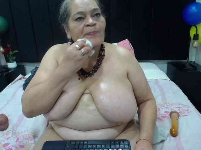 Sexshow-Bild von VickyBoobss Sexshow-Bild von VickyBoobss