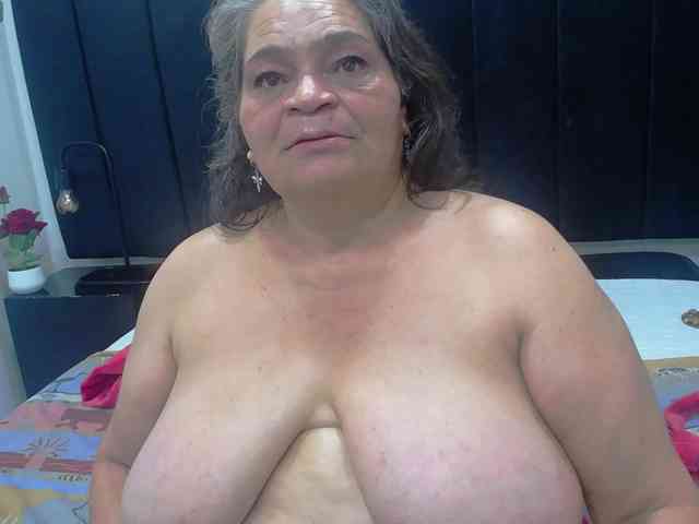 Изображение секс-шоу модели VickyBoobss