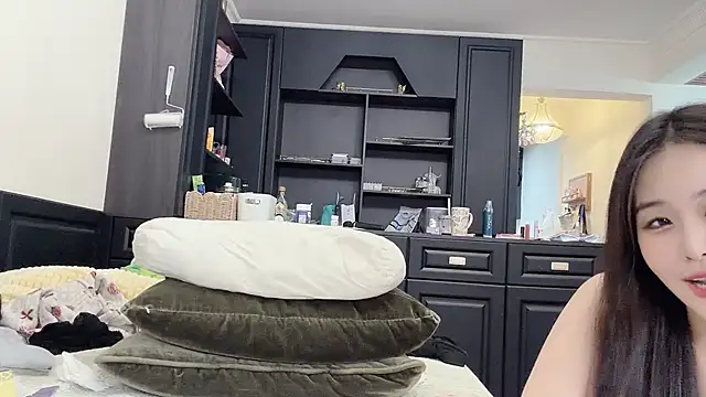 Celestisse-'s sex show image