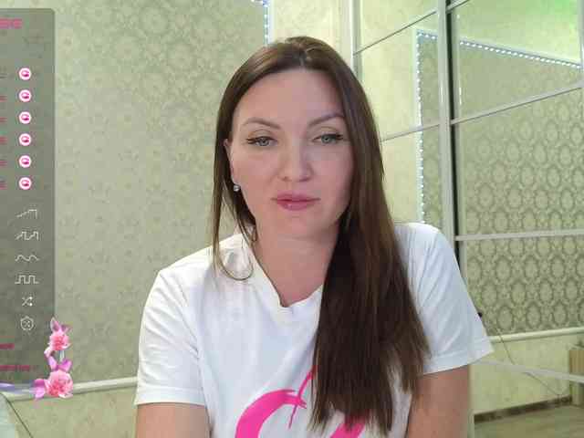 Sexshow-Bild von DIVORA Sexshow-Bild von DIVORA