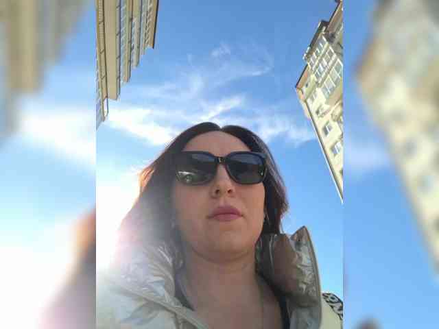 Sexshow-Bild von DIVORA Sexshow-Bild von DIVORA