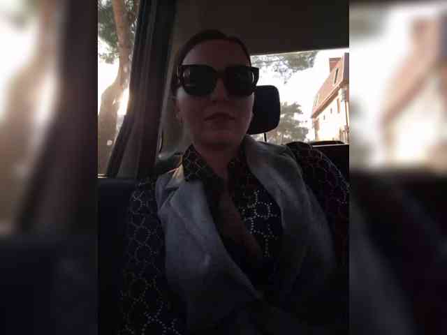 Sexshow-Bild von DIVORA Sexshow-Bild von DIVORA