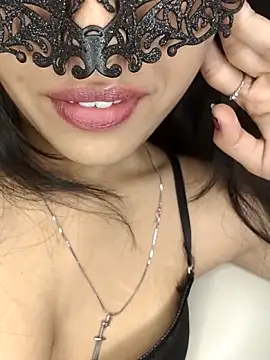 KARISHMA-STRIP's sex show image