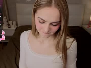 leviavillat's sex show image