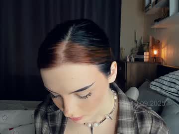 Изображение секс-шоу модели cute_caprice