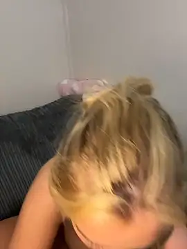 Layla_20_'s sex show image