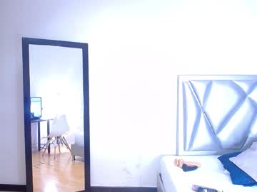 exotic_karmella's sex show image