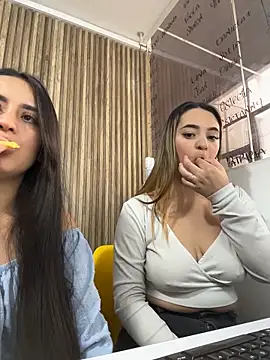 Antonella_Julieta's sex show image