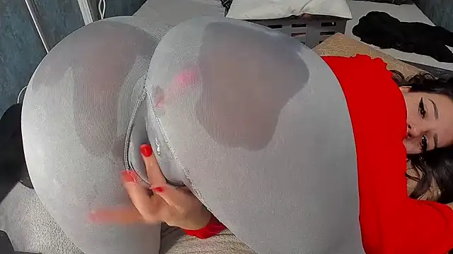 RedAssHottie's sex show image