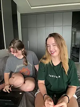 Sexshow-Bild von Nura_n_Sarah