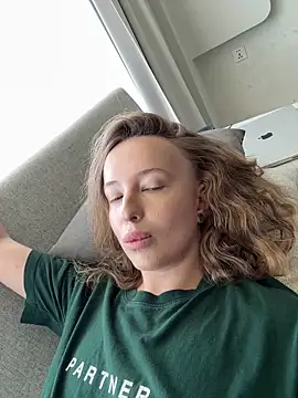 Nura_n_Sarah's sex show image