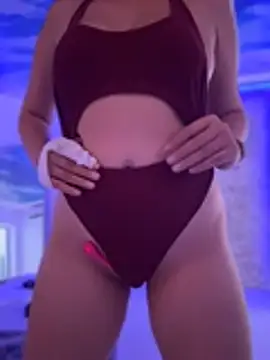 Devils__den's sex show image