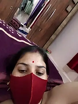 Maahi-Queen's sex show image