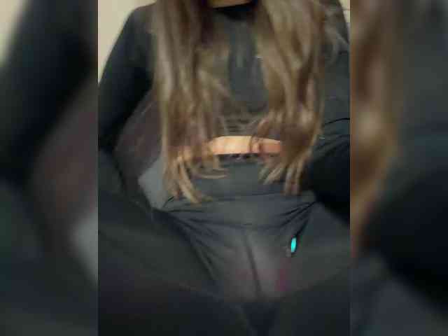 Zarina888's sex show image