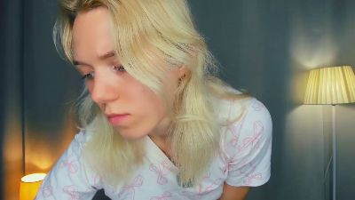 Изображение секс-шоу модели BriannaVert Изображение секс-шоу модели BriannaVert